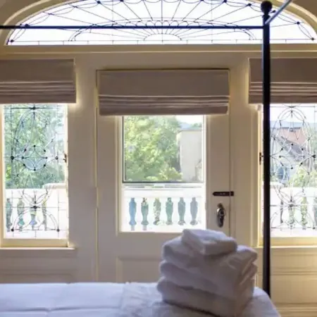 Lovely 4 bedroom rental with spacious master suite