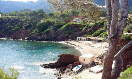 Can Llorens - amazing sea views! Отели в г. Баньяльбуфар