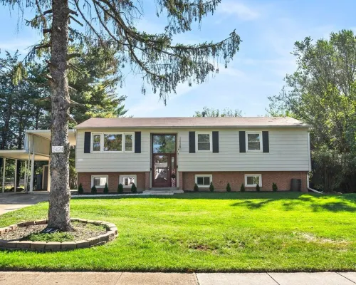 Cozy house Near DC, in Alexandria VA, 5B/2BTH Hotels in Lincolnia