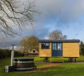 Indulgent Hideaway with Hot Tub in Durham Dales Hotels in Mickleton