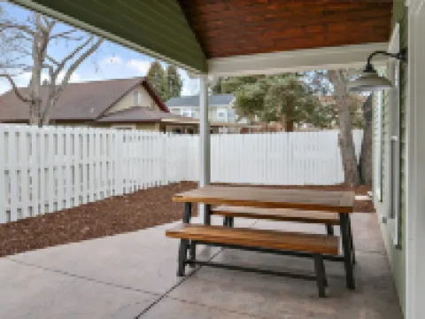 The Kroll House Loft - Location, Comfort, and Fun! Hotels in Castle Rock