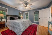 Lake Lure Home Wrap Porch Rec Room - Apple Valley + Rumbling Bald Amenities