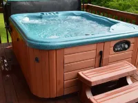 Romantic Log Cabin w/ Hot Tub, Near Mississippi River Retreat Hotels in Freeman