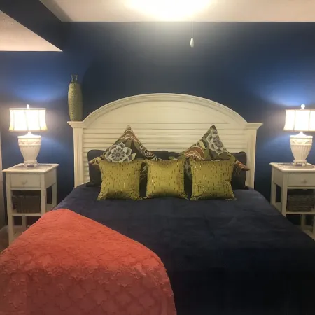 LAVISH OCEAN OASIS! DIRECTLY on the GULF, POWDERED SAND - ABUNDANT AMENITIES!