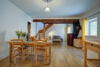 L'oustalet - Entre mer et Corbières et Carcassonne Hotels in Ferrals-les-Corbieres