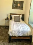 2 Bedroom Apartment - Downtown - Wifi