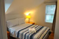 Stylish 4-bedroom whole house with plenty of parking