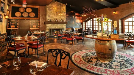 Sedona Solace: Your Oasis of Serenity! Great Value.