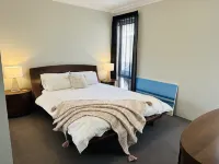 Dunsborough, Spacious new 5 bedroom, 3 bathroom home Hotels in Dunsborough