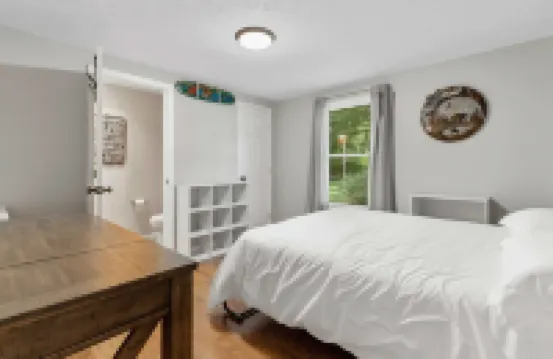 Spacious 4Br Mountain Stay • Perfect for Virginia Tech & Radford Visits