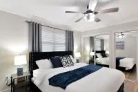 Private Retreat! 3D Tour! New Hot Tub & Salt Water Pool!