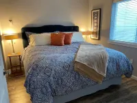 Cute cottage, peek-a-boo view close to everything Anacortes has to offer. Hotels near Anacortes Community Forest Lands North
