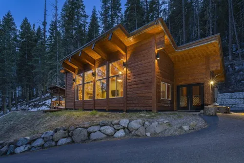 Cabin near Olympic Valley Palisades, Truckee, Lake Tahoe