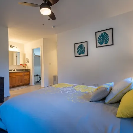 Lovely Private Home 5 minutes to Hawaii Volcanoes National Park