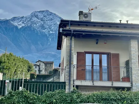 Sonhozinho House Colico, Beautiful Villa with Lake and Mountain View