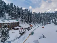 Hotel Hilltop Hotels in Baramulla