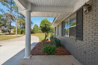 Beach House Blue  4/2 Home Beach on a Budget