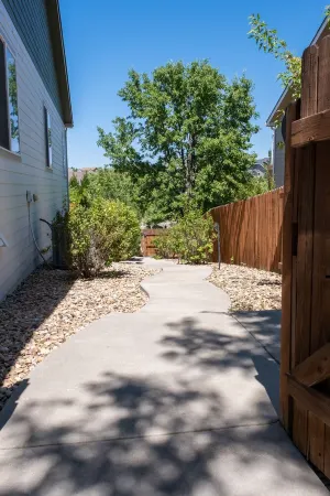 Vista Pointe of View - Tons of trails, near restaurants, lots of privacy