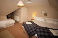 Wild Rose in Rural Location with Lovely Views on a Working Farm with Walks The Capon tree附近的飯店