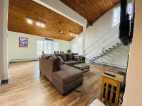Charming 2-bedroom house with AC, WiFi in tranquil Conway