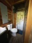 Little Bears Cozy Creekside Cabin at Up The Creek