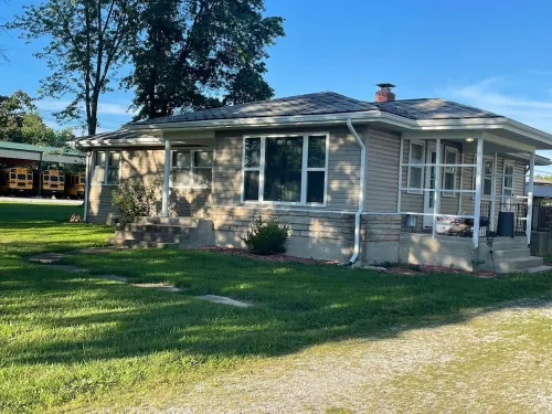 Nana's Townhouse centrally located in the Heart of the Ozarks.
