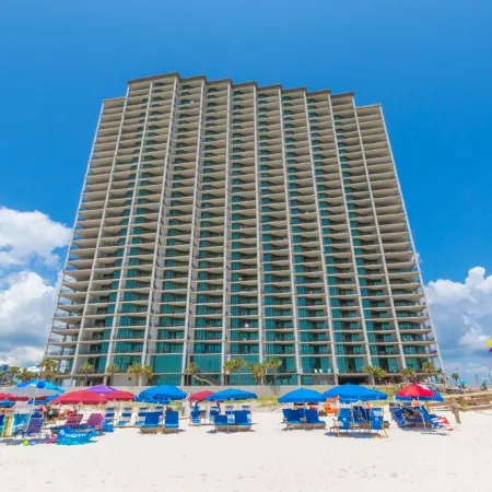 Beach all DAY! ! Lazy river. Gulf front .3 bed/4bath Executive Class Luxury