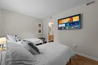 NEW reno! Walk to Pinehurst CC, The Cradle and enjoy the indoor putting green!