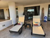 Bajo con Vistas a la Piscina en Valle del Este Golf