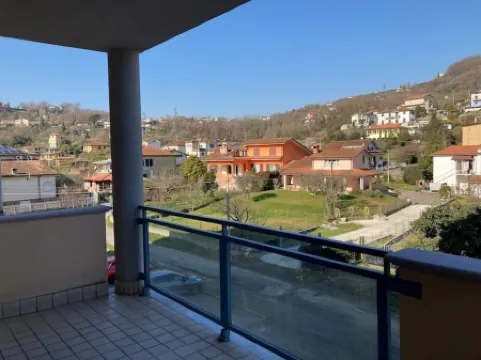 West blue shutters. IT045001C280NZNPCS Отели в г. Масса-Каррара