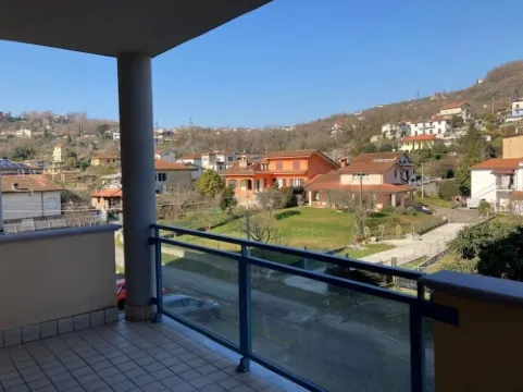 West blue shutters. IT045001C280NZNPCS