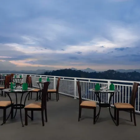 Hill Paradise Hanthana