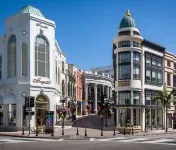 LA Luxe Retreat: 1-Bedroom Haven by Beverly Hills