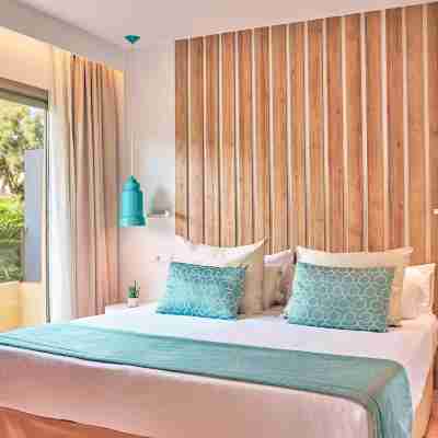 Zafiro Palmanova Rooms