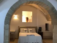 WINERY 1700 historic maison with private pool and big garden Hotels in Poggiardo