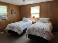 Beautiful Two Bedroom cabin on Plum Lake