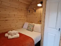 Rowan Gorgeous Glamping Hideaway Hotels in Garve