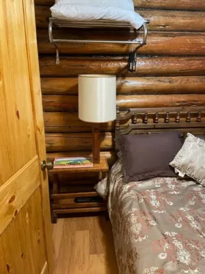 Doc's Log /2Queen Hotel a Condon