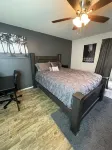 2 bed 2 bath near Tempe Marketplace with lots of bars, dining and entertainment!