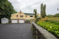 Lake Winnipesaukee, Weirs Beach, Funspot, Gunstock