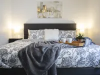 Modern 3-bedroom Guest Suite by Silicon Slopes Hotels in Eagle Mountain