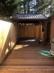 Gorgeous Oak & Cedar House 1/2 Block from Manzanita Beach!