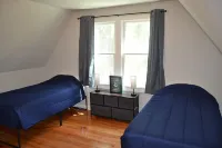 Plymouth Home, Pond and Private Beach Access