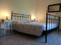 Lovely Sea View Apartment Lido di Ostia, 30 minutes from  center of Rome, Wi-Fi