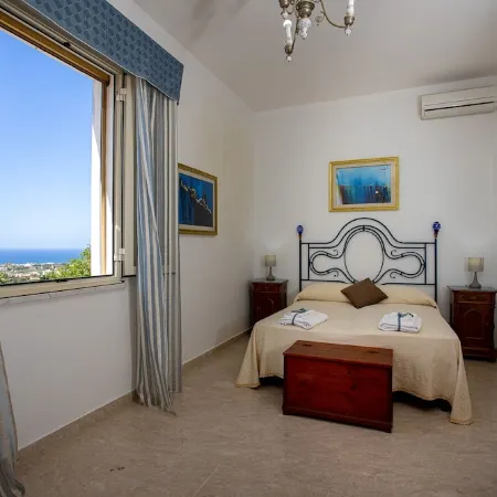 Antica Fortezza Villa Fontana - large garden, private pool and maximum privacy
