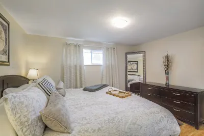 Convenient Access To Denver Hotels near Crown Hill Park