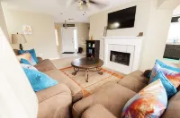 Cozy 3 bedroom, Centrally Located, Perfect for a family