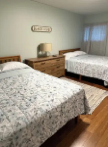 Two separate updated secluded cottages for one price. near beach & restaurants