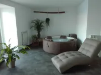 Lakeside apartment located in historic center with wonderful views