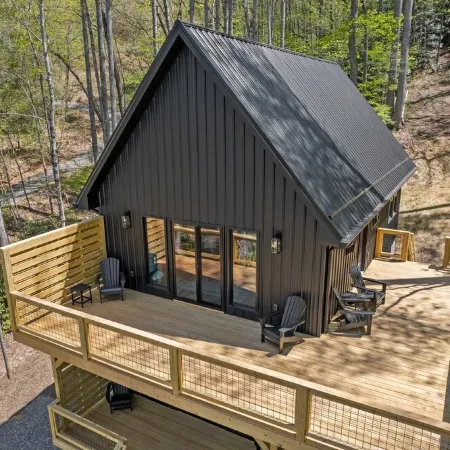 Modern Mtn Home on 3 Private Acres - Near Downtown Black Mountain & Asheville